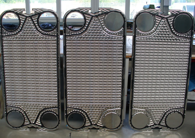 Ersatzplatten für Ihren Plattenwärmetauscher | AKK Industrieservice